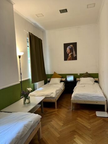Imagen de la habitación del Hotel Cabbage Hostel. Foto 12