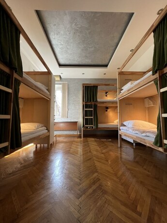 Imagen de la habitación del Hotel Cabbage Hostel. Foto 20