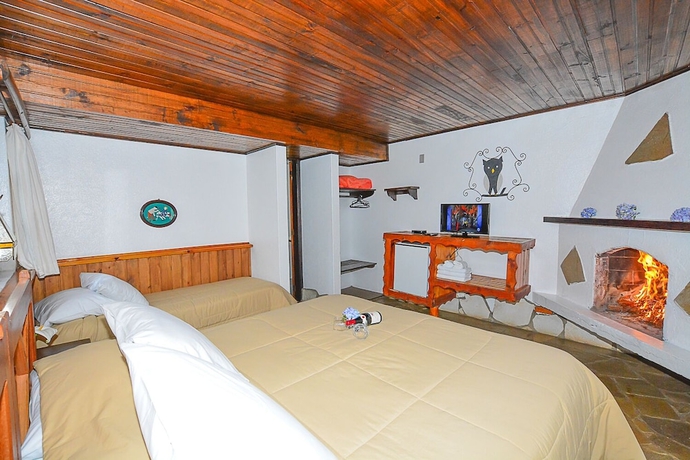 Imagen de la habitación del Hotel Cabe&ccedil;a De Boi. Foto 6