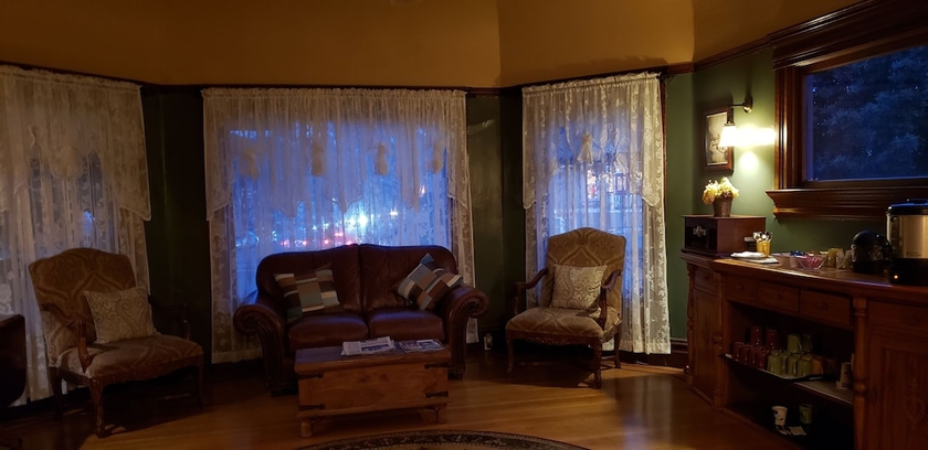 Imagen de los interiores del Hotel Cabernet House, An Old World Inn. Foto 19