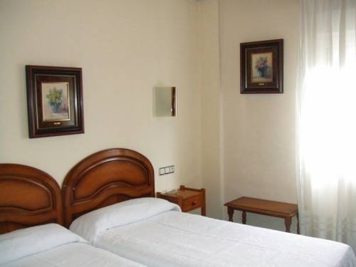 Imagen general del Hotel Cabeza. Foto 10