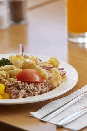 Imagen del bar/restaurante del Hotel Cabin. Foto 12