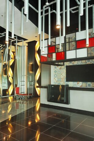 Imagen general del Hotel Cabin, Sunter Jaya. Foto 5