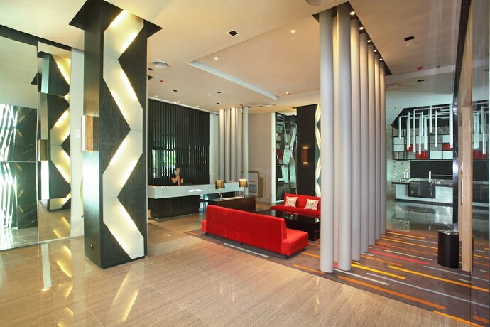 Imagen general del Hotel Cabin, Sunter Jaya. Foto 10