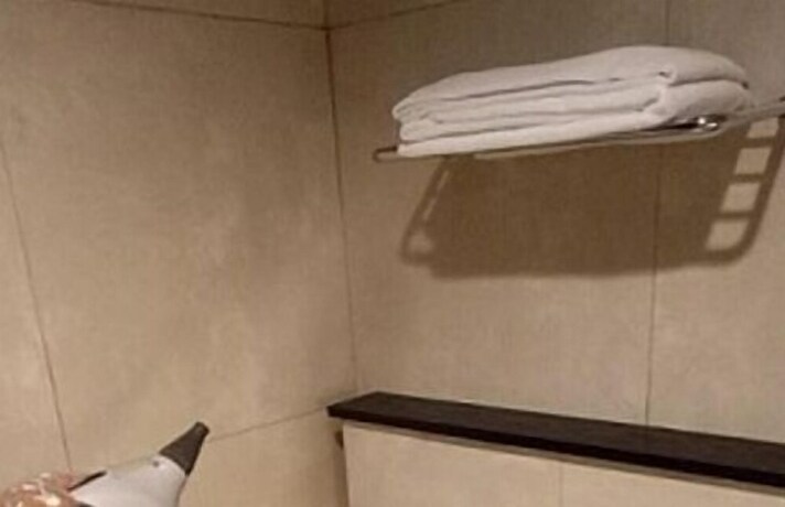 Imagen de la habitación del Hotel Cabin, Sunter Jaya. Foto 18