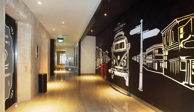 Imagen de los interiores del Hotel Cabin, Sunter Jaya. Foto 28