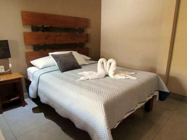 Imagen general del Hotel Cabinas Midey. Foto 1