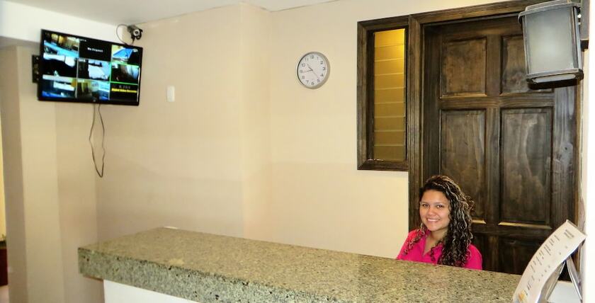 Imagen general del Hotel Cabinas Midey. Foto 3