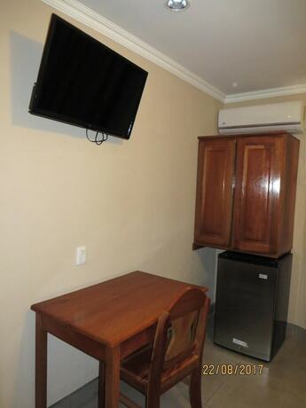 Imagen general del Hotel Cabinas Midey. Foto 10