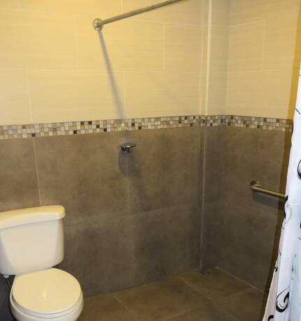 Imagen general del Hotel Cabinas Midey. Foto 12