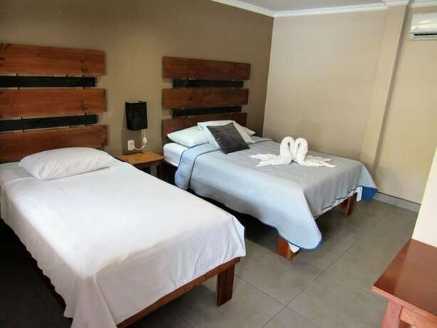 Imagen general del Hotel Cabinas Midey. Foto 17