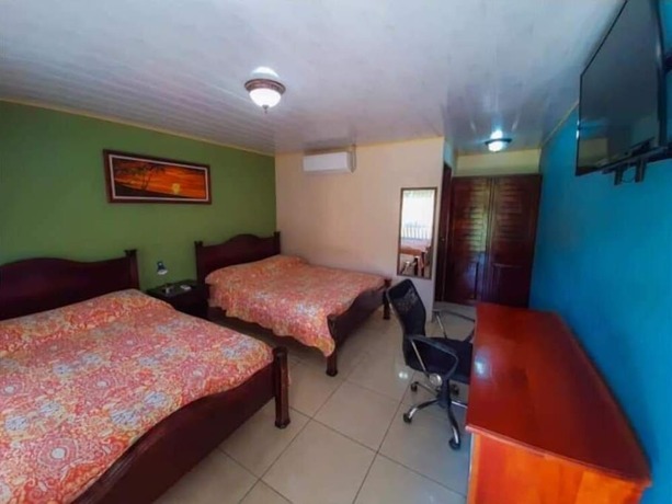 Imagen general del Hotel Cabinas Piedra Luna. Foto 5