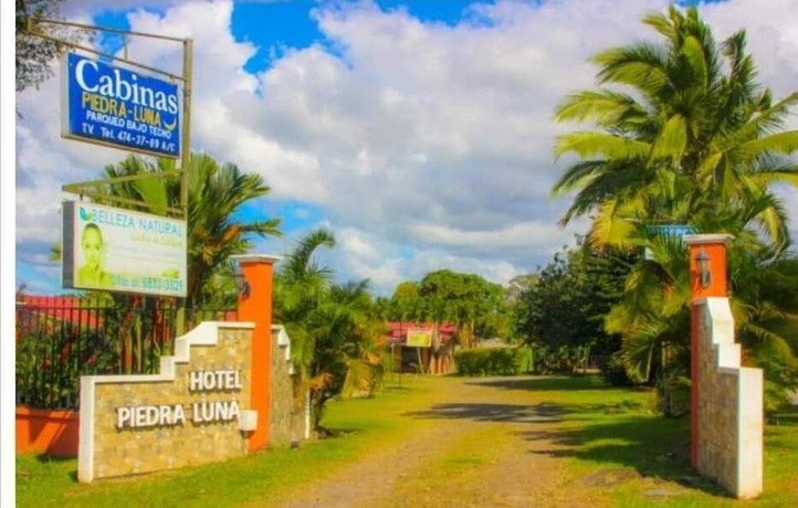 Imagen general del Hotel Cabinas Piedra Luna. Foto 14