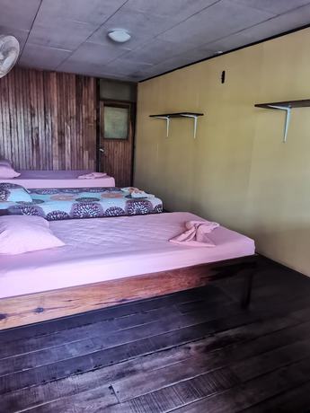 Imagen de la habitación del Hotel Cabinas Popular. Foto 8