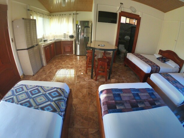 Imagen de la habitación del Hotel Cabinas Sue&ntilde;o Real Guatuso. Foto 19