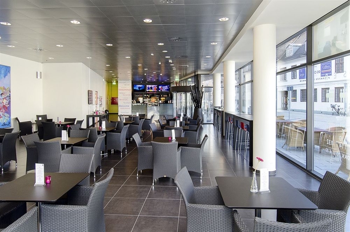 Imagen del bar/restaurante del Hotel Cabinn Aalborg. Foto 5