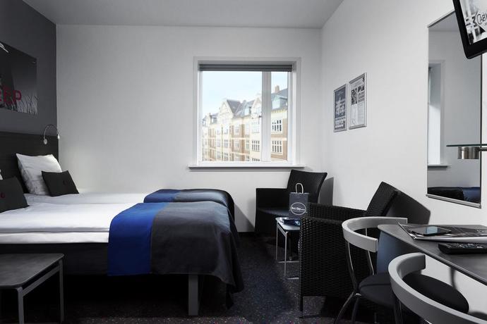 Imagen de la habitación del Hotel Cabinn Copenhagen. Foto 16