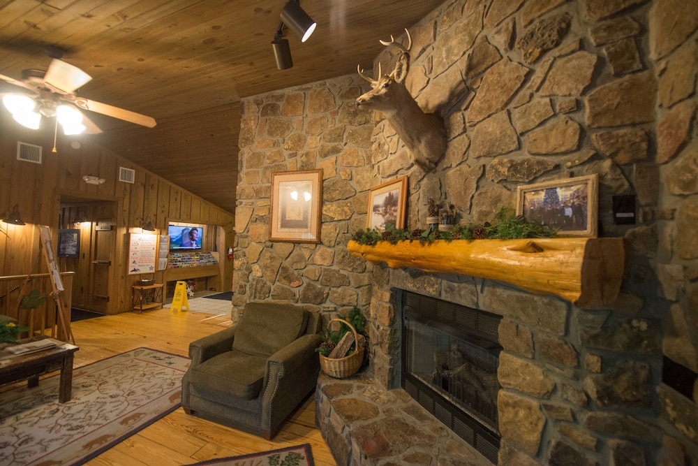 Imagen de los interiores del Hotel Cabins At Green Mountain. Foto 16