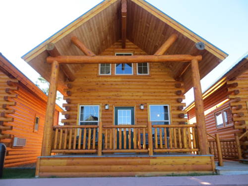 Imagen de la habitación del Hotel Cabins Of Mackinaw. Foto 2