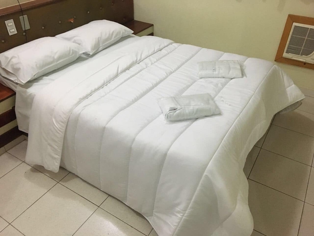 Imagen de la habitación del Hotel Cabi&uacute;na Palace. Foto 13