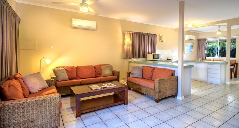 Imagen de la habitación del Hotel Cable Beachside Villas. Foto 5