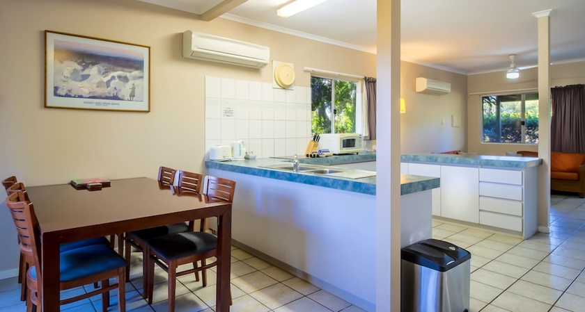 Imagen de la habitación del Hotel Cable Beachside Villas. Foto 11