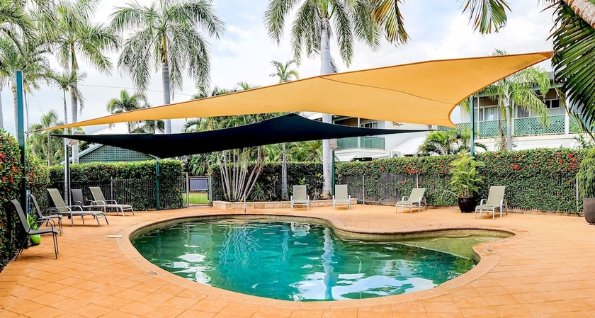 Imagen de la piscina del Hotel Cable Beachside Villas. Foto 19