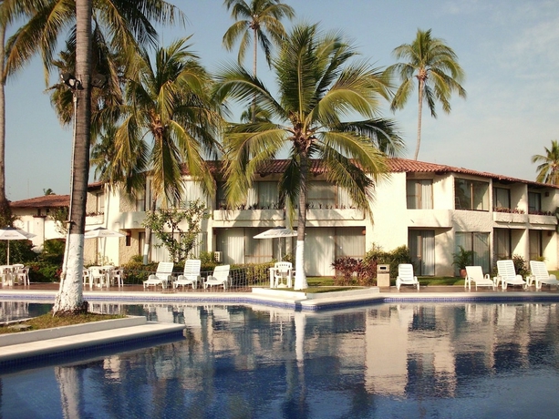 Imagen de la piscina del Hotel Cabo Blanco and Marina. Foto 12