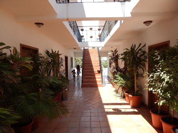 Imagen de los interiores del Hotel Cabo Cush. Foto 18