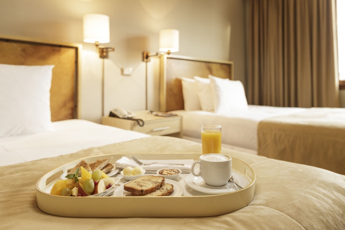 Imagen de la habitación del Hotel Cabo De Hornos. Foto 9