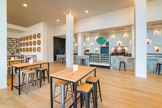 Imagen general del Hotel Cabogata Beach. Foto 7