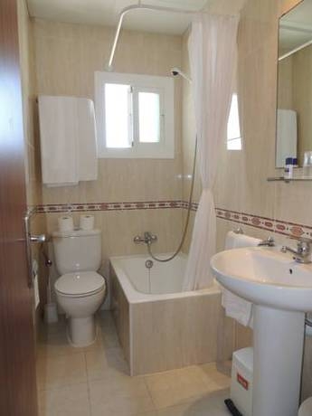 Imagen general del Hotel Cabot Playa Grande - Adults Only. Foto 4