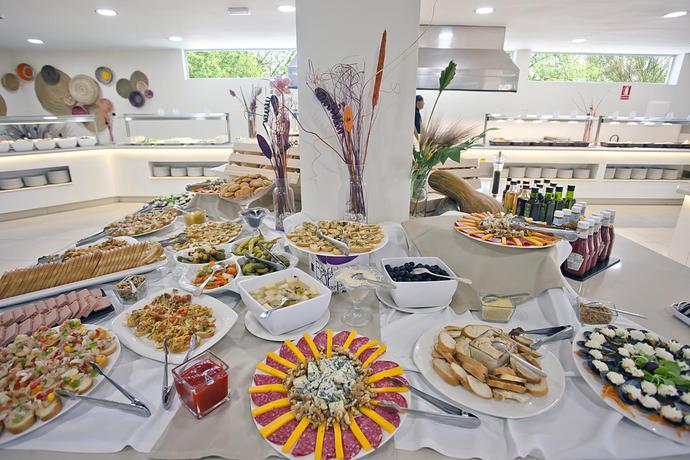 Imagen general del Hotel Cabot Pollensa Park Spa - Family Resort. Foto 2