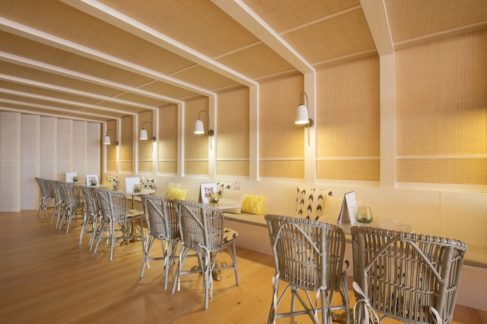 Imagen del bar/restaurante del Hotel Cabot Romantic - Adults Only. Foto 7