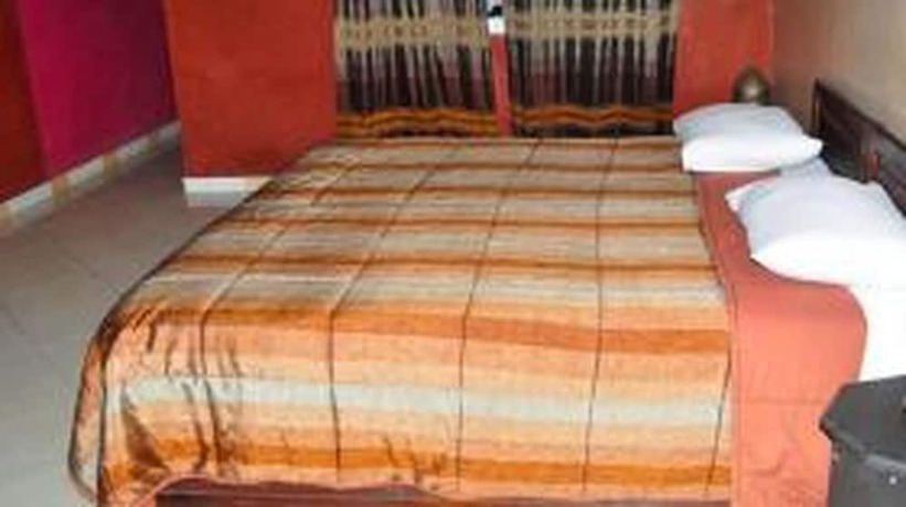 Imagen de la habitación del Hotel Cabourg. Foto 7