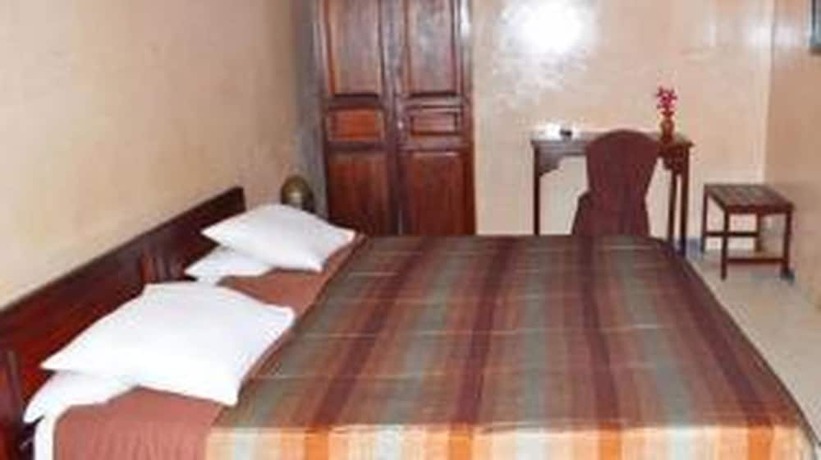 Imagen de la habitación del Hotel Cabourg. Foto 16
