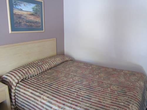 Imagen de la habitación del Hotel Cache Creek Inn. Foto 2