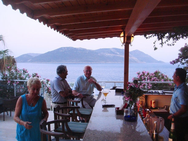 Imagen de la piscina del Hotel Cachet. Foto 12