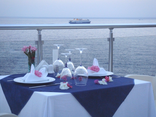 Imagen del bar/restaurante del Hotel Cachet. Foto 3