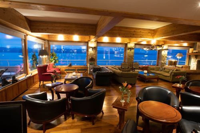 Imagen de los interiores del Hotel Cacique Inacayal Lake and Spa. Foto 19