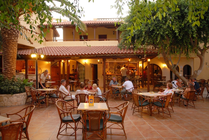 Imagen del bar/restaurante del Hotel Cactus Beach - All Inclusive. Foto 4