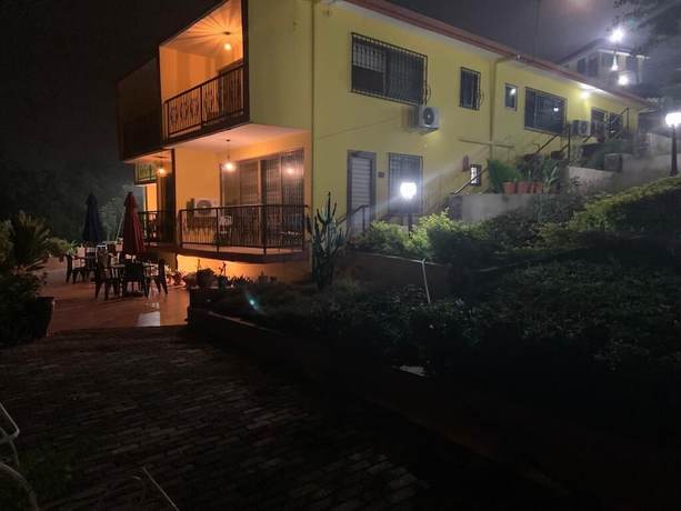 Imagen general del Hotel Cactus Creek Ghana. Foto 1