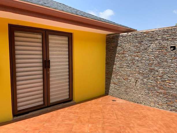 Imagen general del Hotel Cactus Creek Ghana. Foto 4
