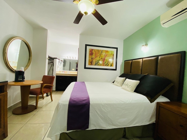 Imagen de la habitación del Hotel Cactus Inn Los Cabos. Foto 2