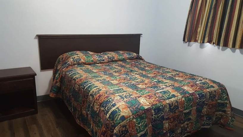 Imagen de la habitación del Hotel Cactus Inn and Suites. Foto 9