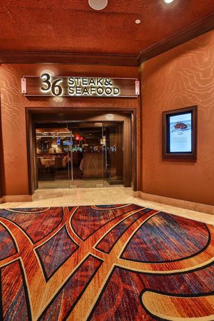 Imagen del bar/restaurante del Hotel Cactus Petes Resort Casino And Horseshu And Casino. Foto 3