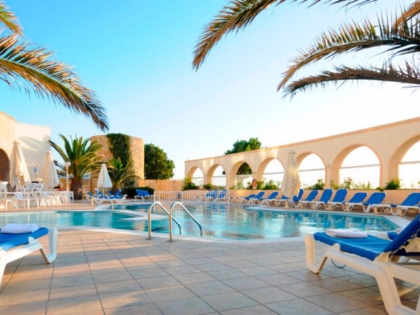 Imagen general del Hotel Cactus, Rodas Town. Foto 4