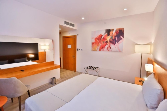 Imagen de la habitación del Hotel Caddemm Inn. Foto 9