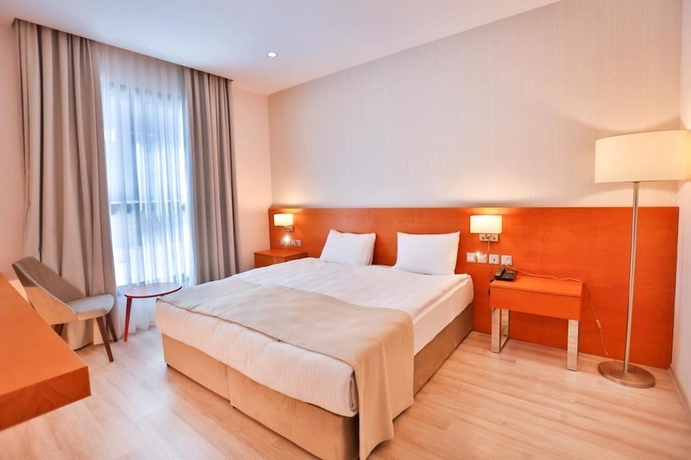 Imagen de la habitación del Hotel Caddemm Inn. Foto 10