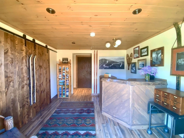 Imagen de los interiores del Hotel Cadence Lodge at Whiteface. Foto 17